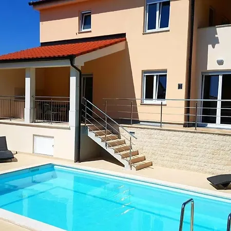 Marisol Mit Garten- Grill Und Terrasse By Interhome Holiday home Banjole